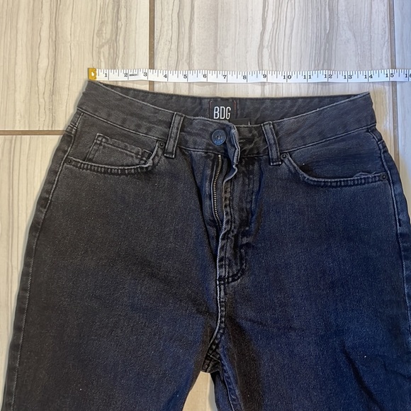 BDG Black Mom Jeans Size 27 - Picture 3 of 4